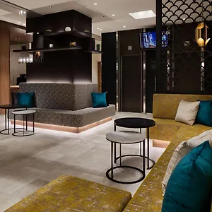 https://the-b-akasaka-mitsuke.alltokyohotels.com